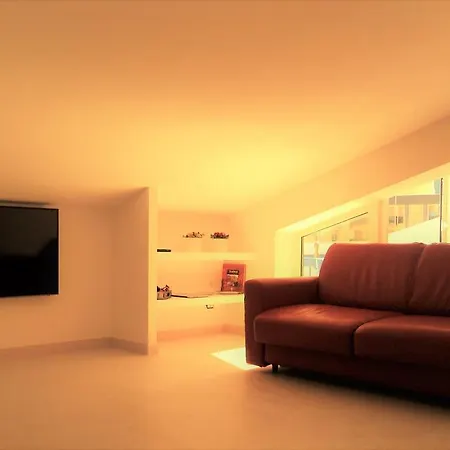 Duchessa House